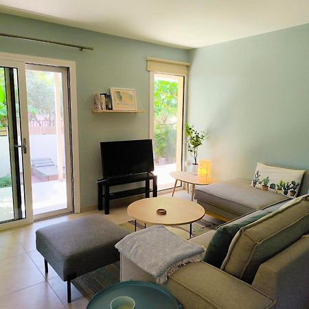 Seaside Jacaranda Apartment Schinias Exterior photo
