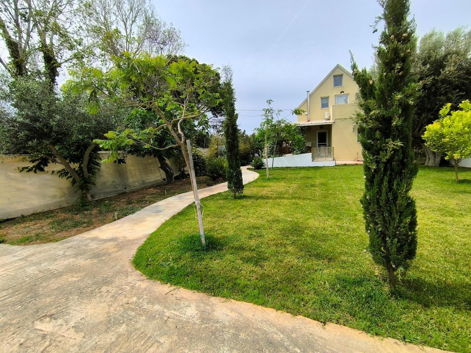 Seaside Jacaranda Apartment Schinias Exterior photo