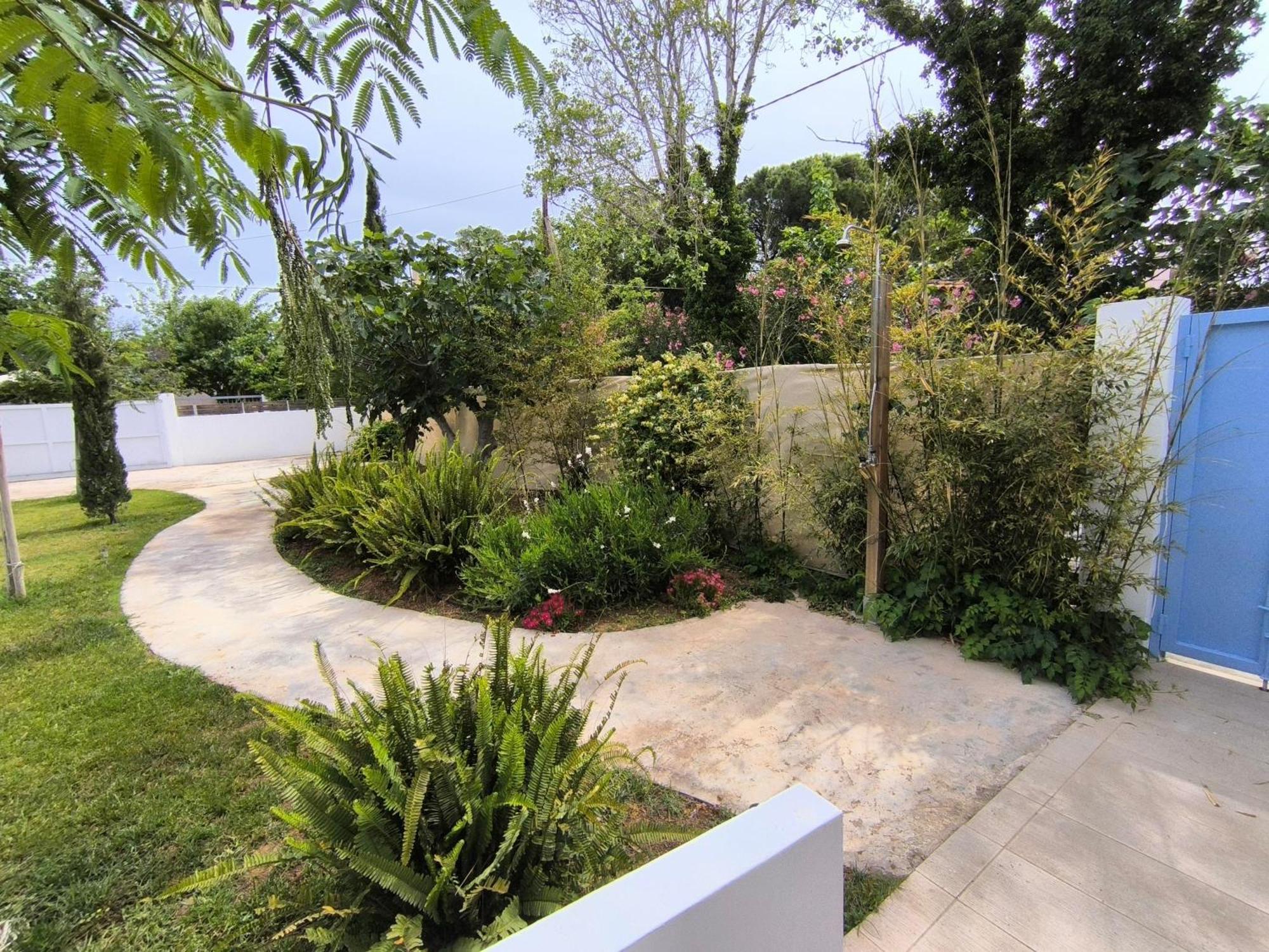 Seaside Jacaranda Apartment Schinias Exterior photo